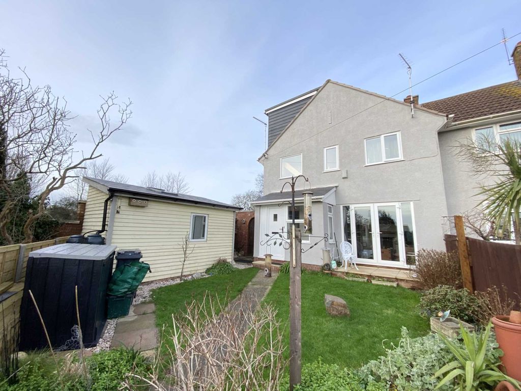 4 bed end terrace house for sale in Littleham Road, Exmouth EX8 Zoopla