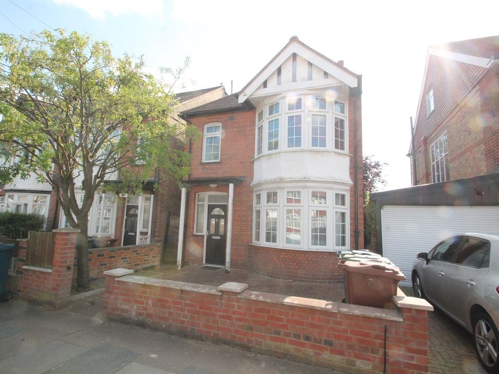 5 bed property to rent in The Gardens, Harrow HA1 Zoopla
