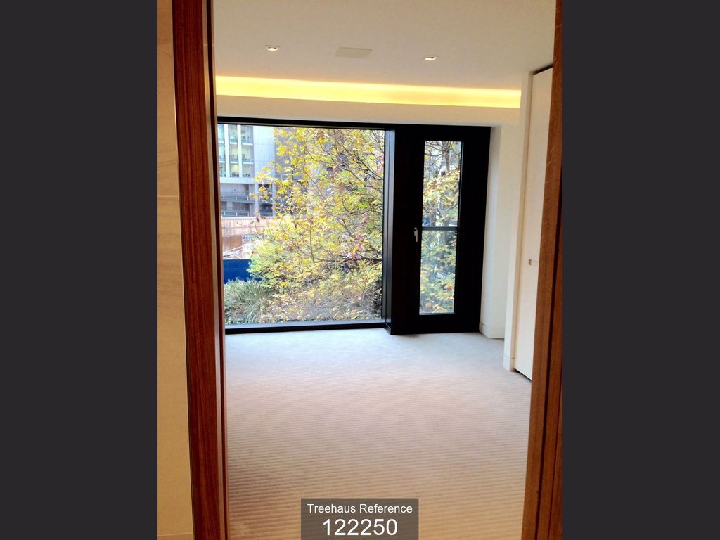 2 bed flat to rent in Roman House, Wood Street, London EC2Y Zoopla