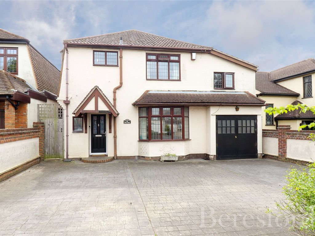 4 bed detached house for sale in Shepherds Hill, Romford RM3 Zoopla