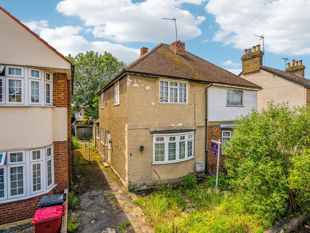 3 bed semidetached house for sale in Elmhurst Road, Slough SL3 Zoopla