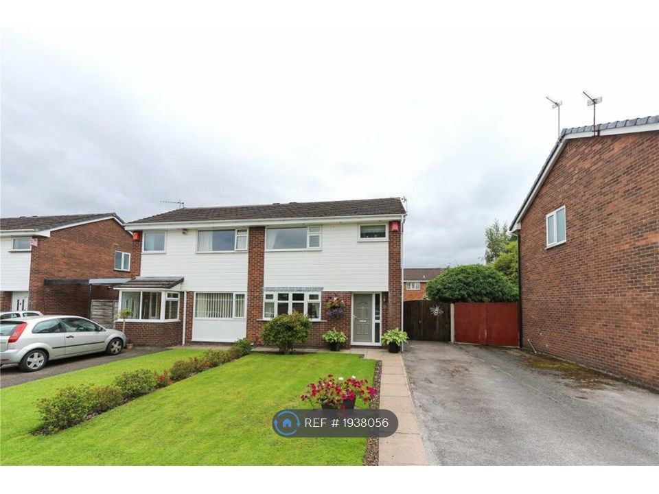 3 bed semidetached house to rent in Ledge Ley, Cheadle Hulme, Cheadle
