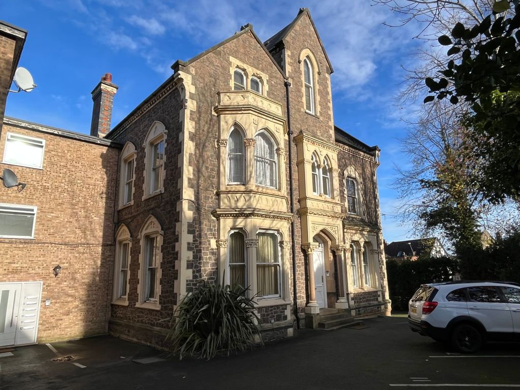 24 Stoneygate Road, Stoneygate LE2  