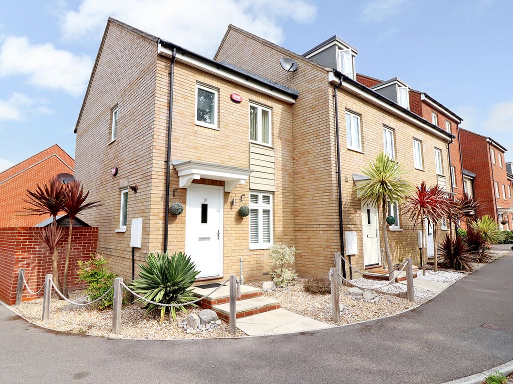 2 bed end terrace house to rent in Pomeroy Crescent, Hedge End