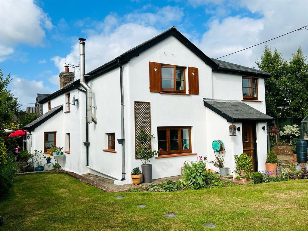 4 bed detached house for sale in Manchester Road, Sway, Lymington