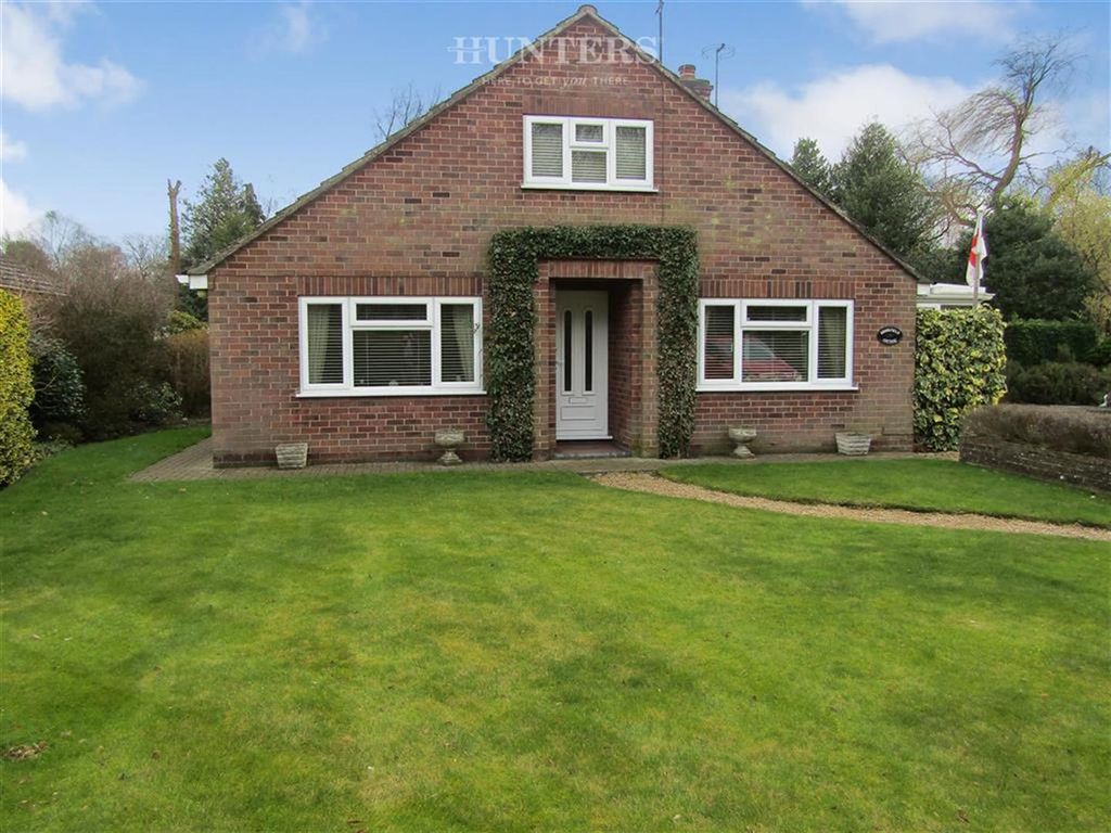 3 bed detached bungalow for sale in Laughton Wood Corner, Laughton