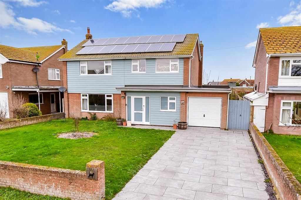 5 bed detached house for sale in Daryngton Avenue, Birchington, Kent