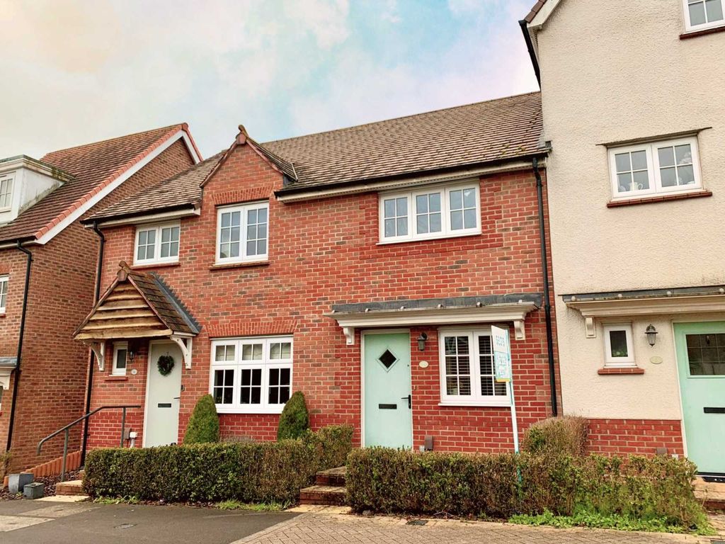 2 bed terraced house for sale in Eagle Way, Park RG12 Zoopla