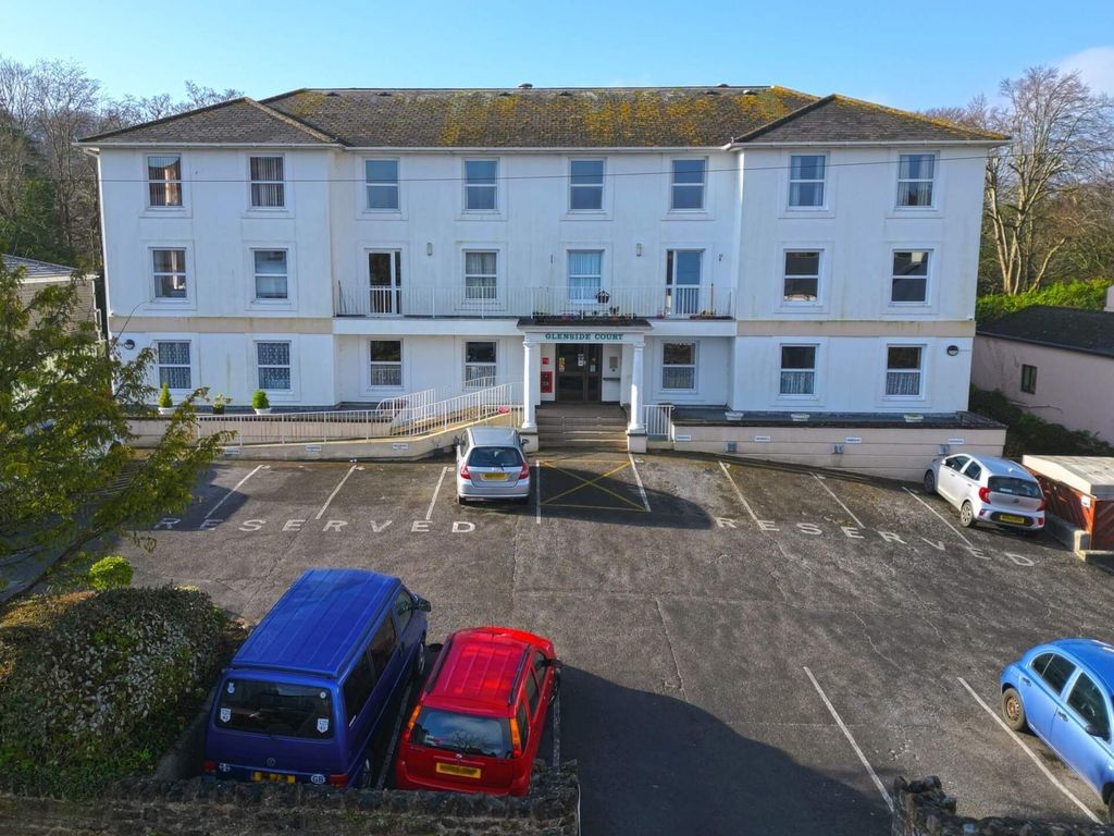 1 bed flat for sale in Glenside Court, Higher Erith Road, Wellswood