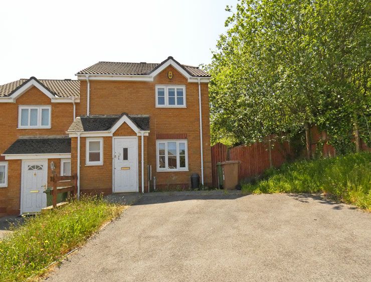 3 bed end terrace house for sale in Wern Fach, Hengoed CF82 Zoopla