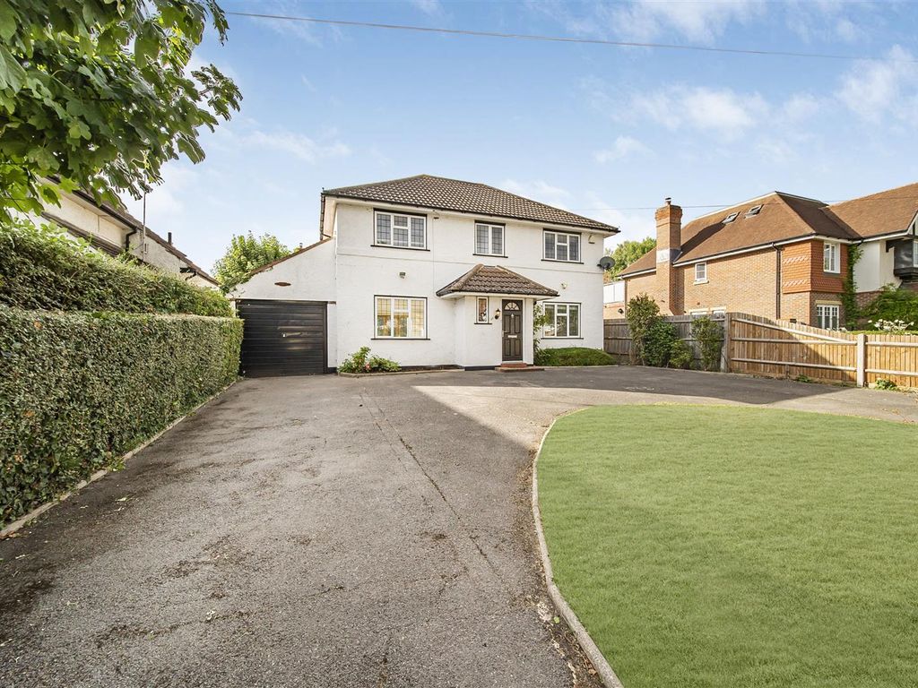 4 bed detached house for sale in Syke Cluan, Iver SL0 Zoopla