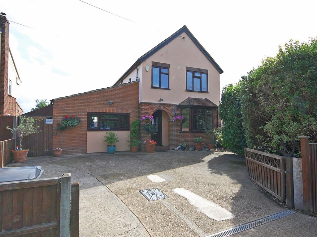 4 bed detached house for sale in Broad Road, Braintree CM7 Zoopla