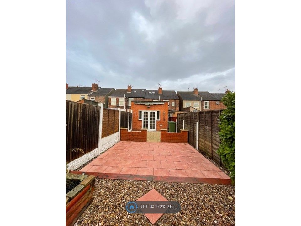 3 bed terraced house to rent in Clowne Road, Stanfree, Chesterfield S44