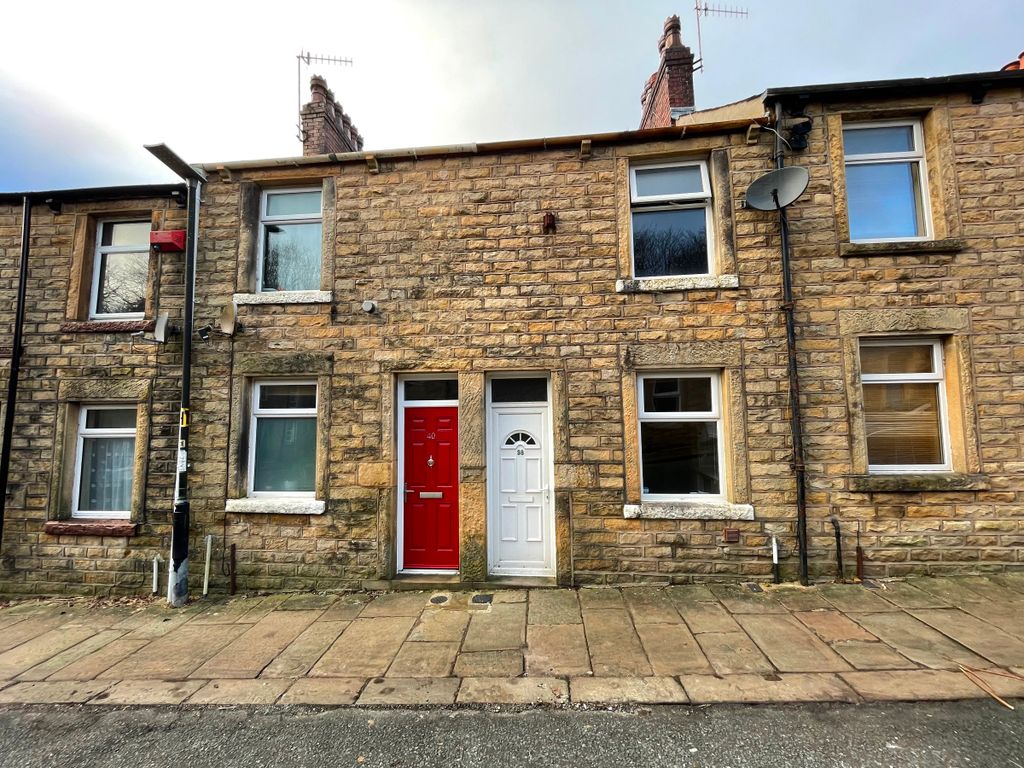 2 bed terraced house for sale in Dundee Street, Lancaster LA1, £135,000