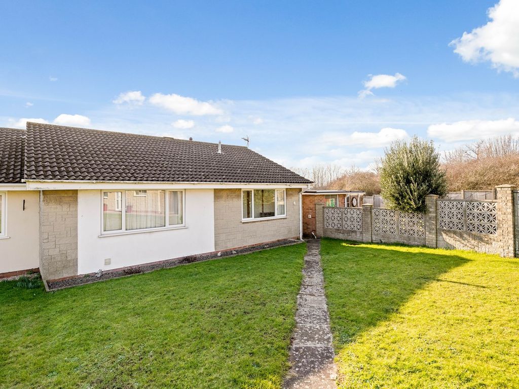 2 bed semidetached bungalow for sale in Birkdale Drive, Folkestone