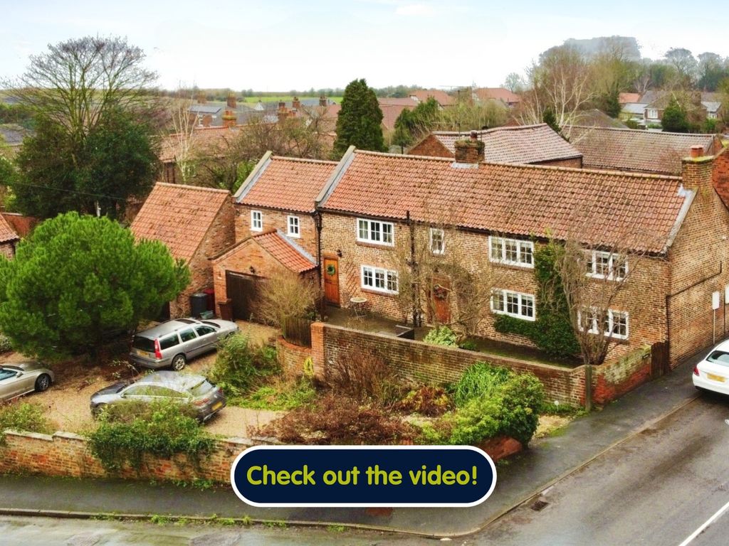 3 bed detached house for sale in High Street, South Ferriby, Barton