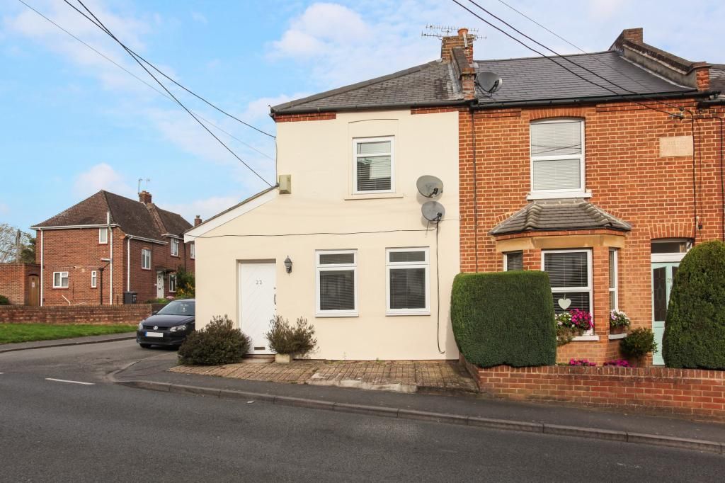 2 bed for sale in Victoria Road, Ascot SL5, £325,000 Zoopla