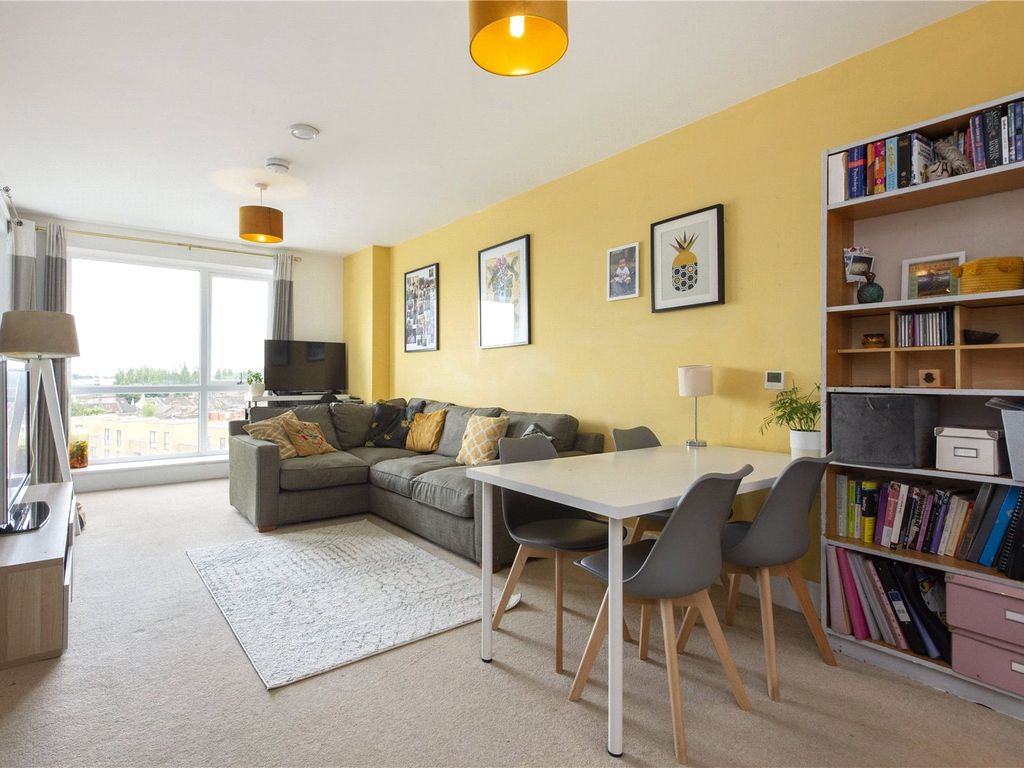 2 bed flat for sale in Gallery Court, Fulbourne Road, Walthamstow, London E17 Zoopla