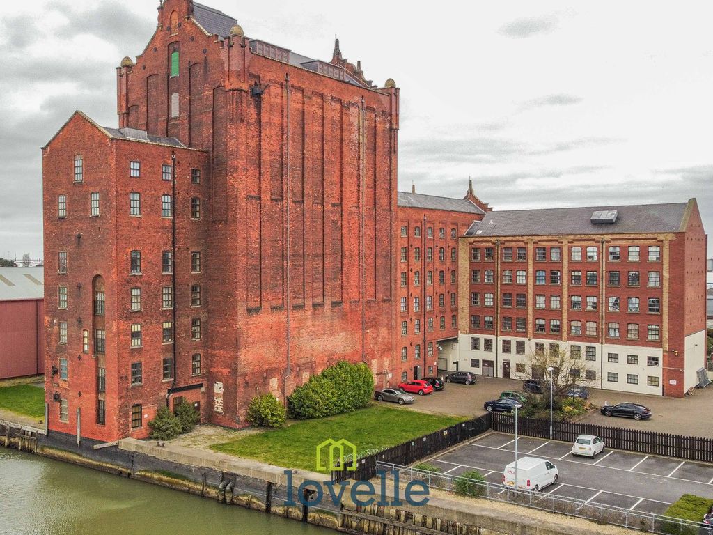 1 bed flat for sale in Victoria Court, Grimsby DN31, £59,950 Zoopla