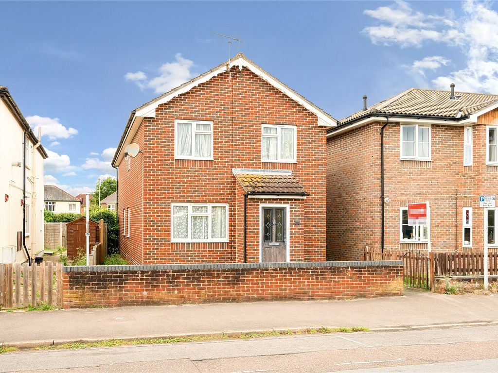 4 bed detached house for sale in Chamberlayne Road, Eastleigh