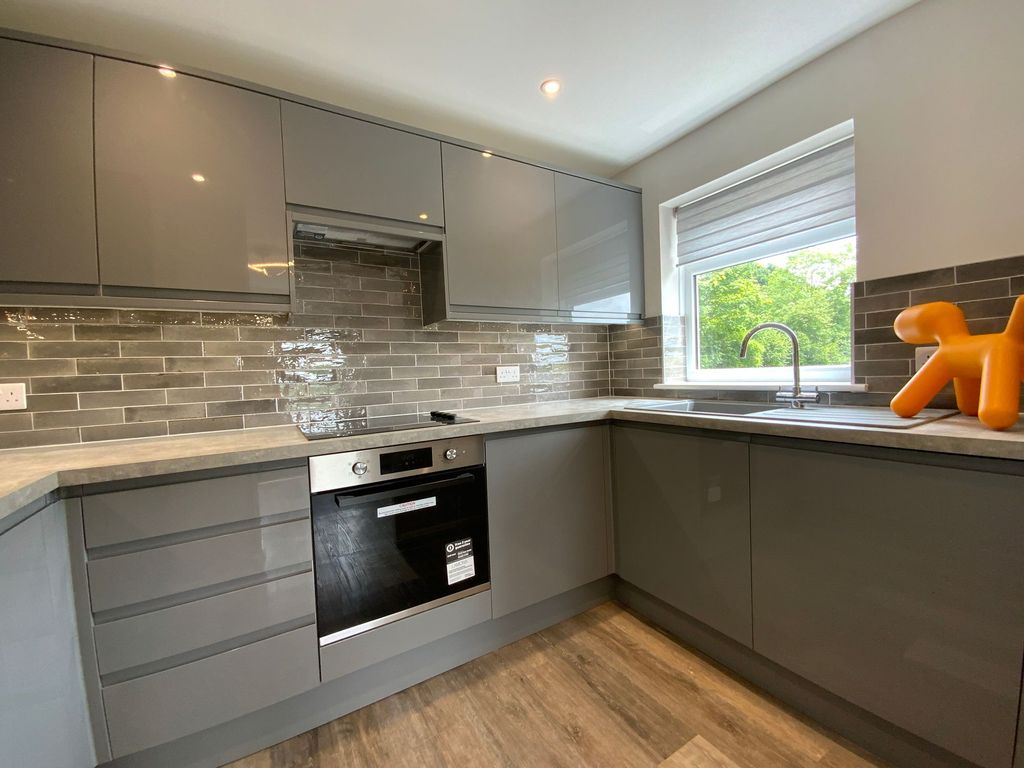 1 bed flat to rent in West Road, High HP12, £1,200 pcm