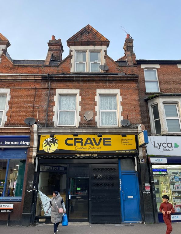 7 bed town house for sale in Lea Bridge Road, London E10, £1,050,000