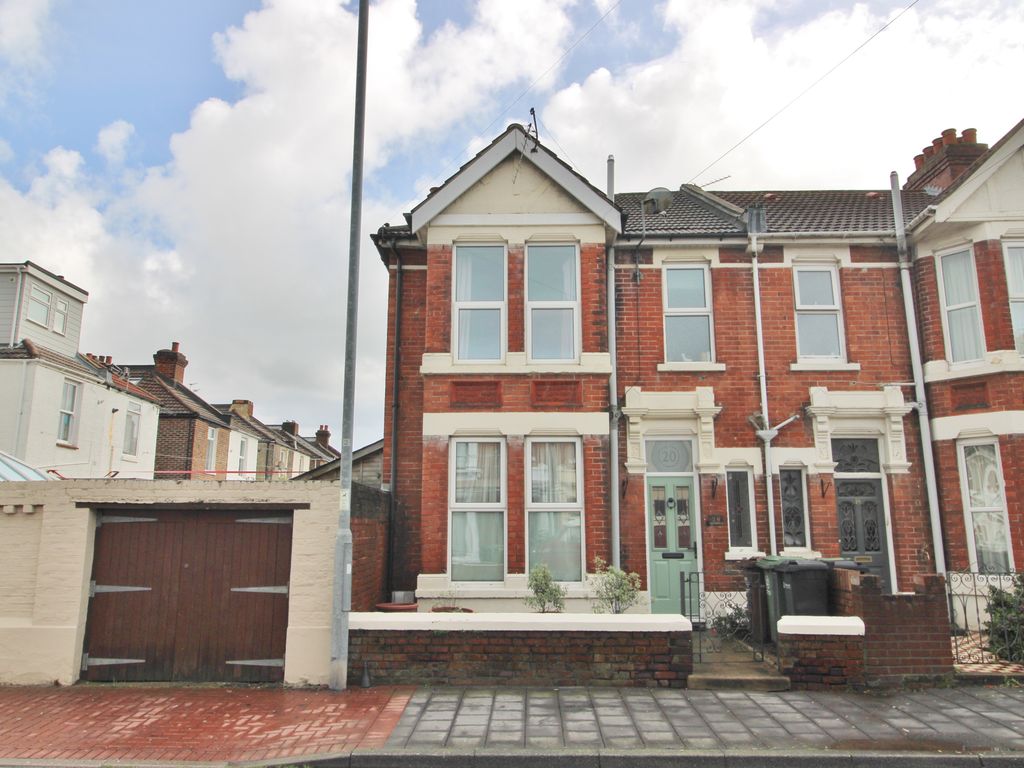 3 bed end terrace house for sale in Winter Road, Southsea PO4, £335,000