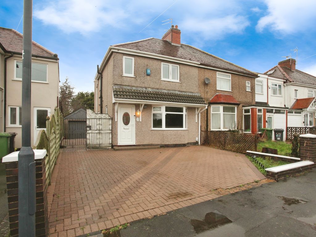 3 bed semidetached house for sale in Castle Road, Nuneaton