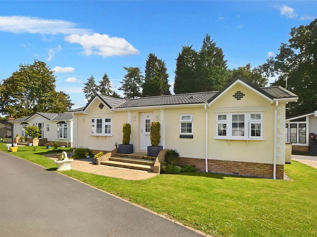 2 bed bungalow for sale in Forest Road, Regency Court, Stover, Newton