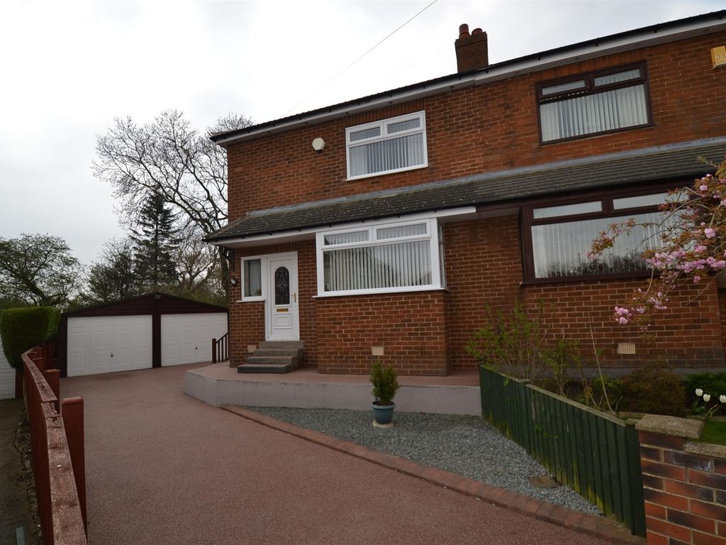 3 bed semidetached house for sale in Rockland Crescent, Lidget Green
