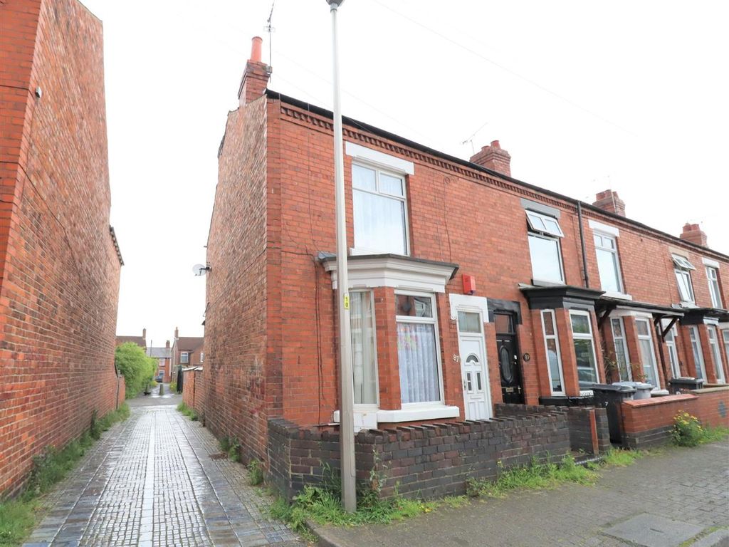 3 bed end terrace house for sale in Catherine Street, Crewe CW2 Zoopla