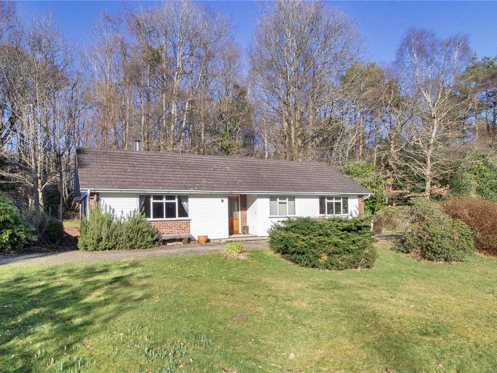 4 bed bungalow for sale in Goathurst Common, Ide Hill, Sevenoaks, Kent