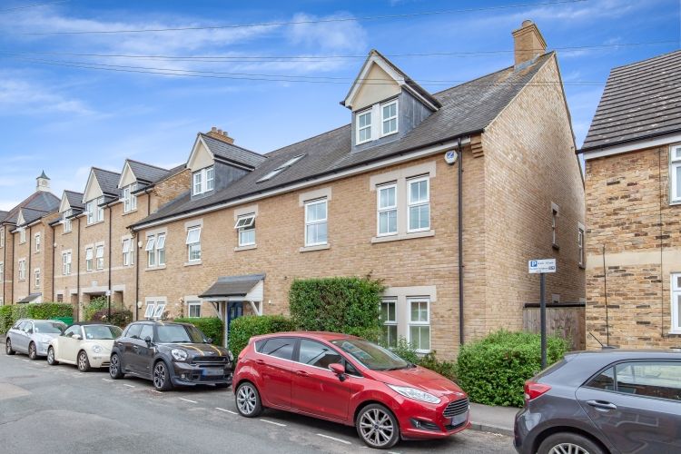 2 bed flat to rent in Grove Street, Oxford OX2, £2,300 pcm Zoopla