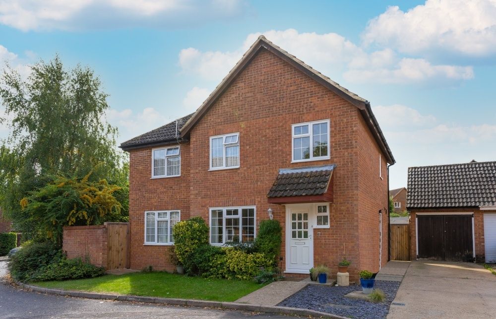 4 bed detached house for sale in Wendover Close, St. Albans AL4 Zoopla