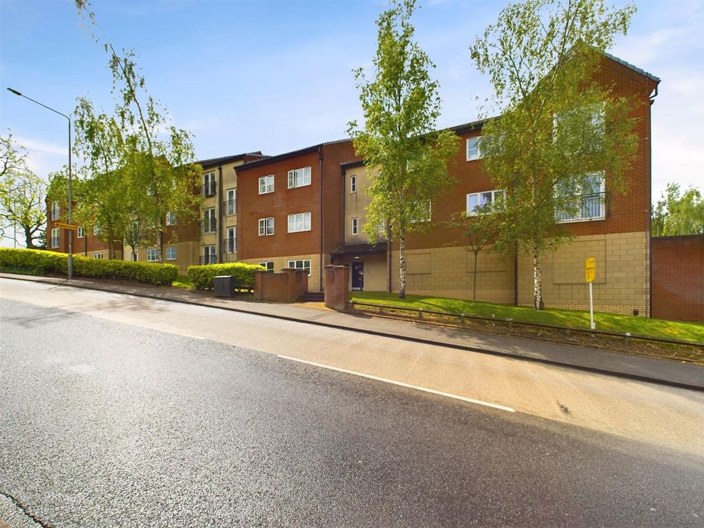 2 bed flat to rent in Mapperley Heights, Plains Road, Mapperley