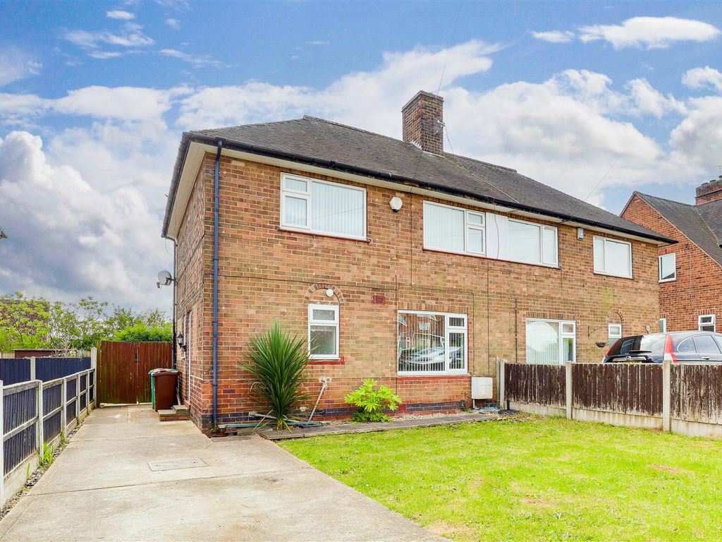 3 bed semidetached house for sale in Woodfield Road, Broxtowe