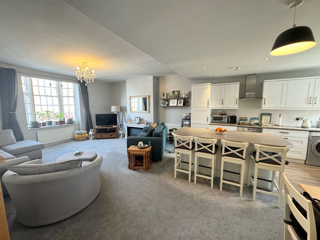 2 bed for sale in Sutton Croft Lane, Seaford BN25, £220,000