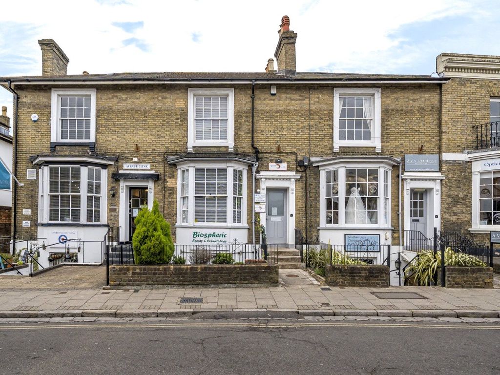 Retail premises for sale in Bedford Place, Southampton, Hampshire SO15