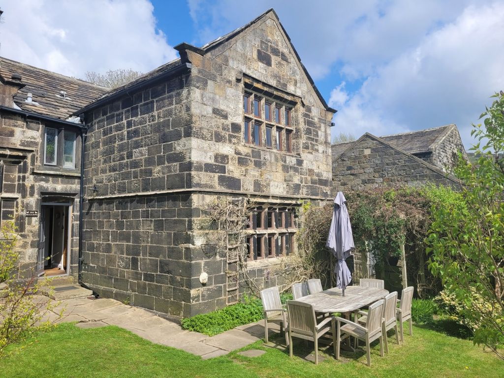 5 bed semidetached house for sale in Great Burlees Farm, Burlees Lane