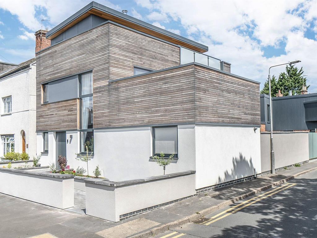 4 bed detached house for sale in Wilford Road, Ruddington, Nottingham