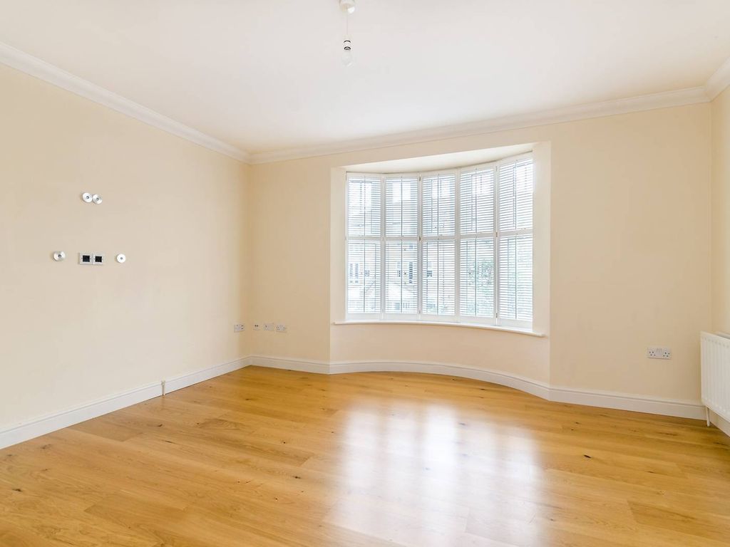 4 bed property to rent in St Martins Lane, Park Langley, Beckenham BR3