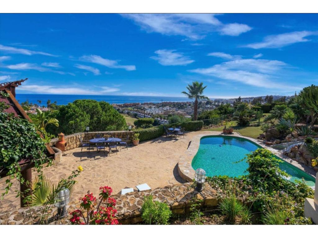 8 bed town house for sale in 29692 Puerto De La Duquesa, Málaga, Spain