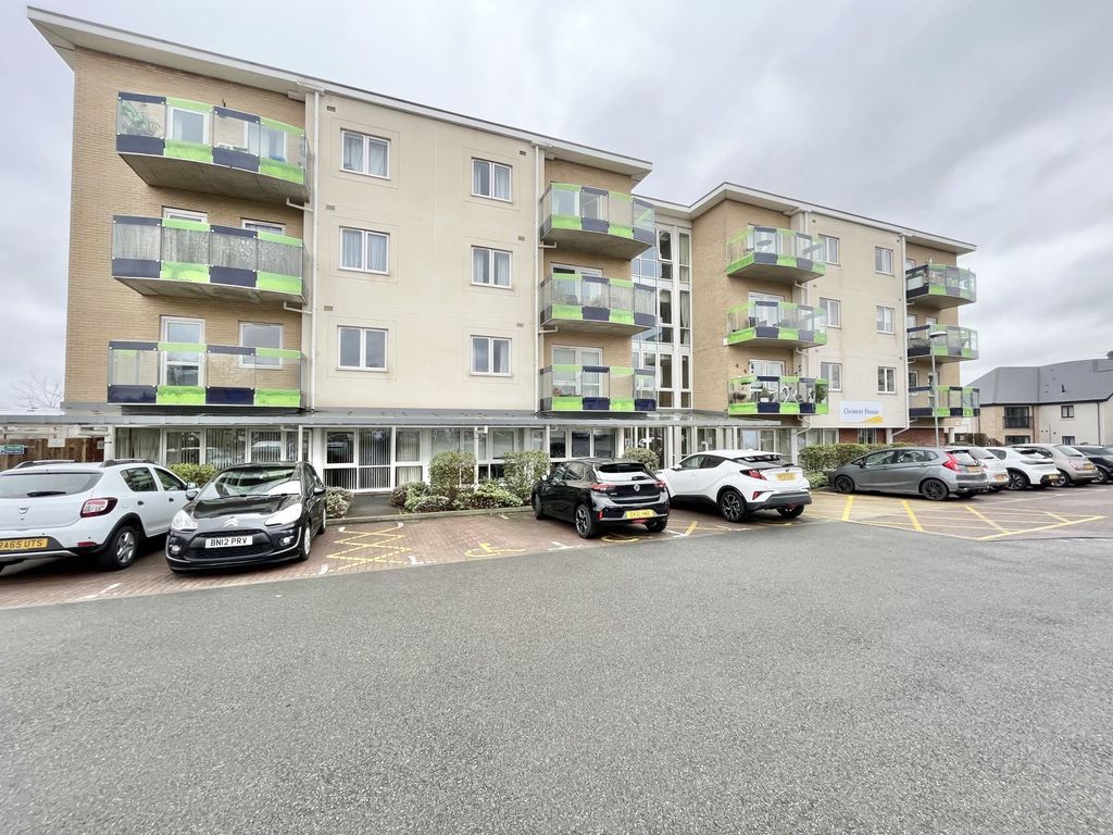 1 bed flat for sale in Johnstone Close, Bracknell, Berkshire RG12 Zoopla