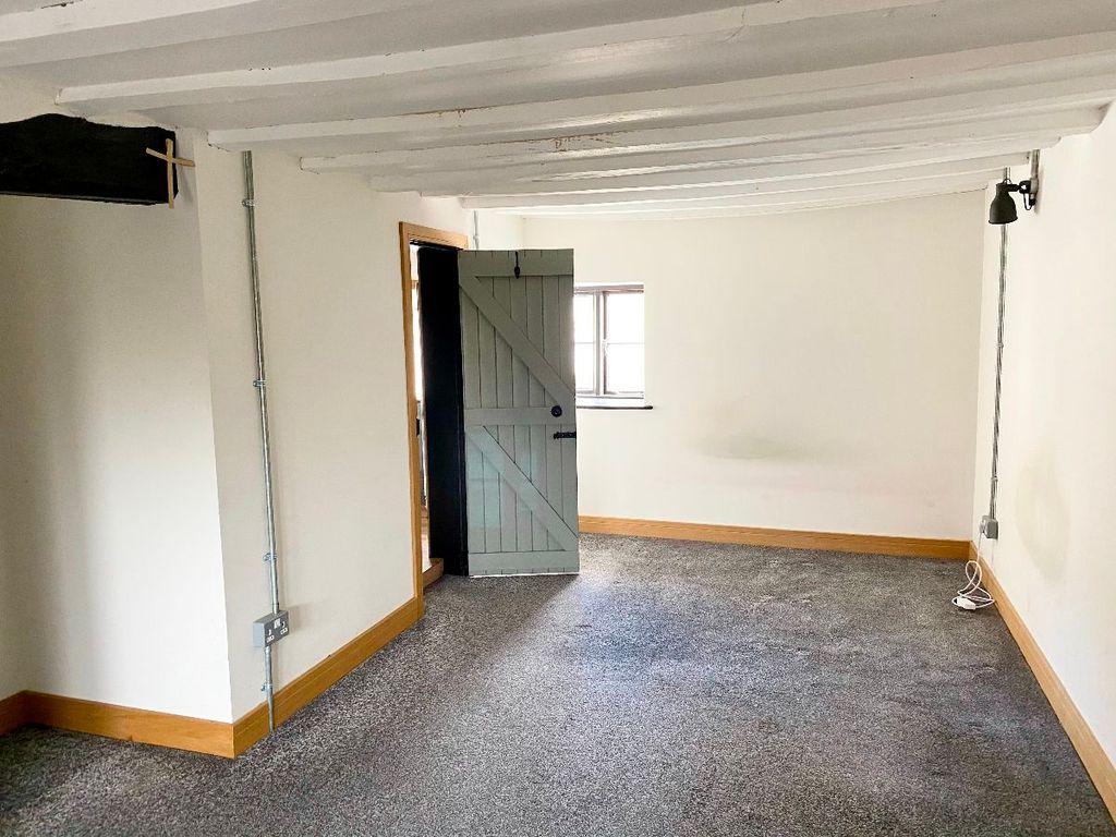 Room to rent in High Street, Edenbridge TN8 Zoopla