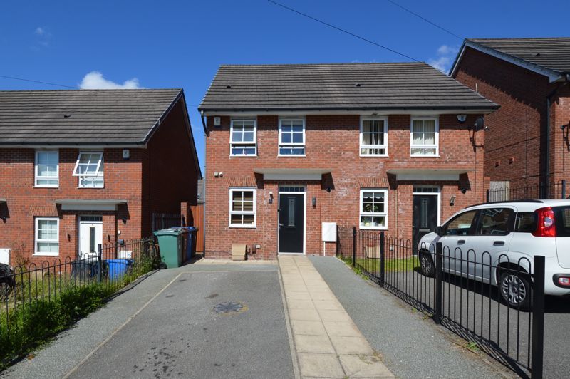2 bed semidetached house for sale in Johnson Street, Radcliffe
