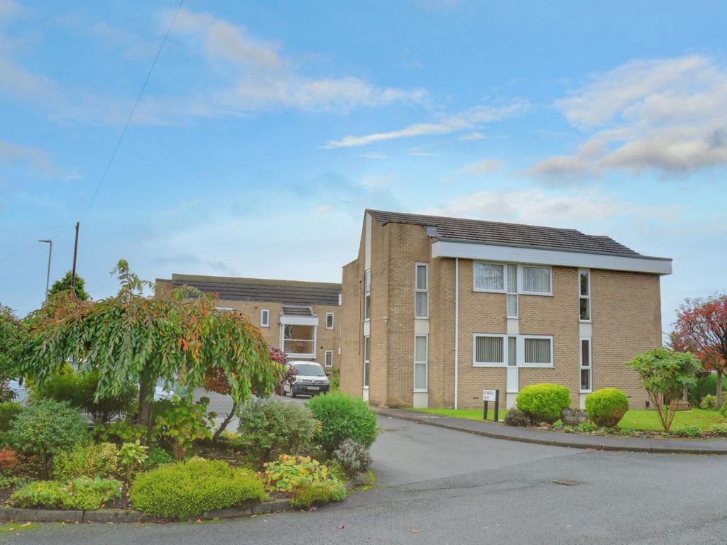 2 bed flat for sale in Moorfield Court, Moorfield Drive, Yeadon, Leeds, West Yorkshire LS19 Zoopla