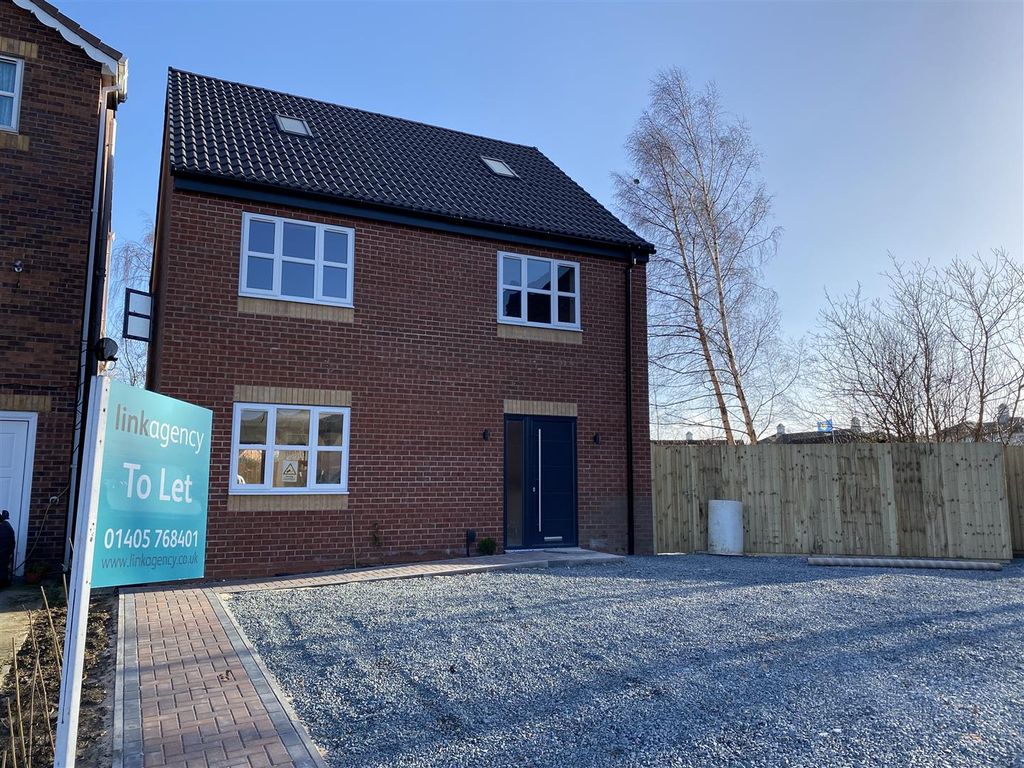5 bed detached house to rent in St. Johns Court, Goole DN14 Zoopla