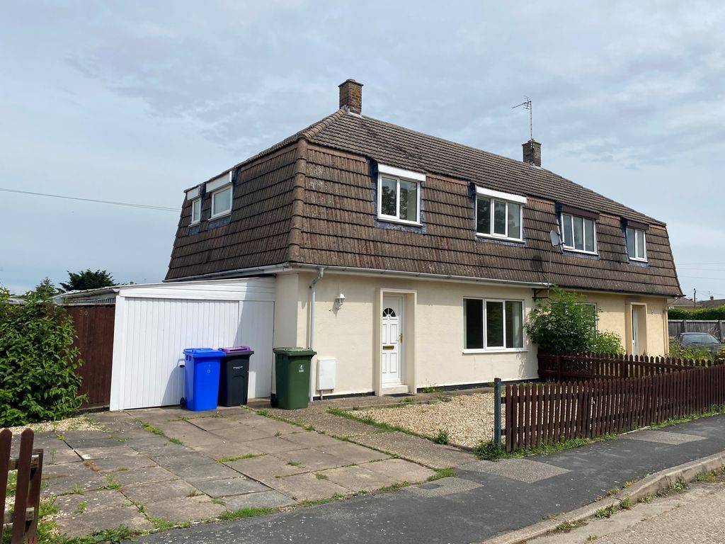 3 bed semidetached house to rent in Meridian Road, Fishtoft, Boston