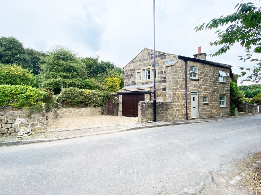 4 bed cottage to rent in Hilltop House, Parkside Road, Meanwood, Leeds