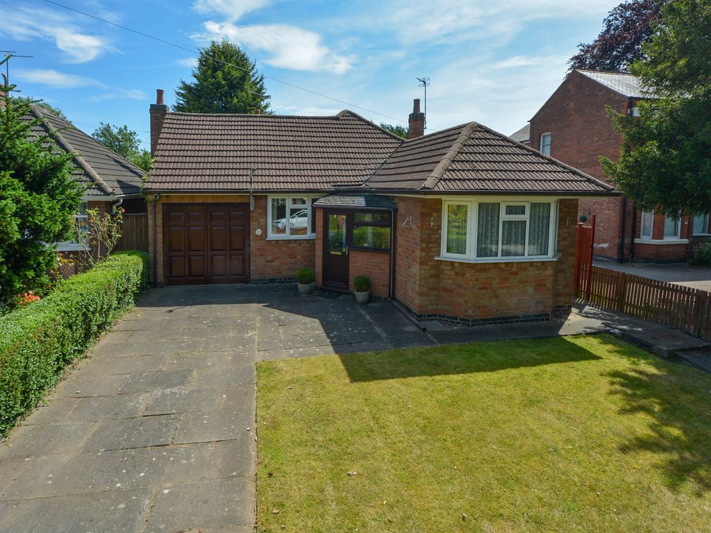 2 bed detached bungalow for sale in Granville Road, Wigston, Leicester